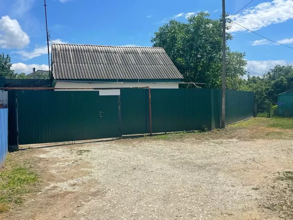 Дом в Краснодарский край, Крымск ул. Маршала Гречко, 123 (52 м) - Фото 1