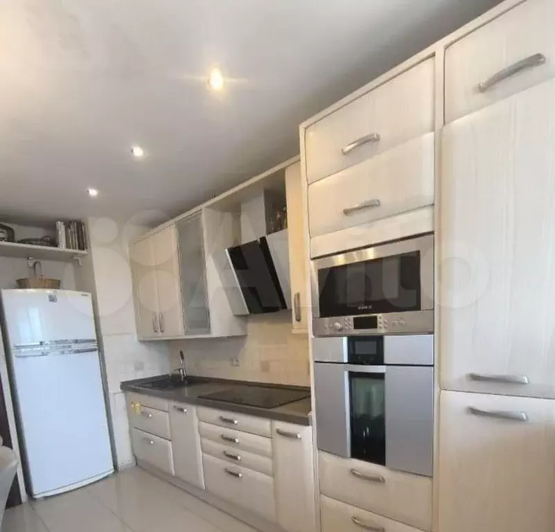 2-к. квартира, 37 м, 8/9 эт. - Фото 1
