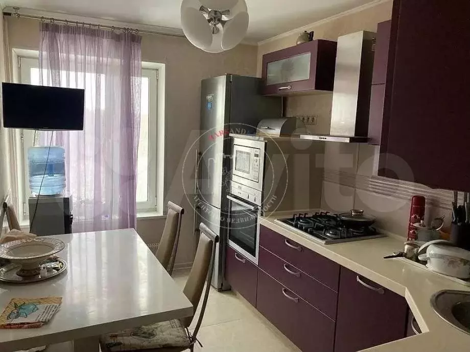 3-к. квартира, 60 м, 9/9 эт. - Фото 0