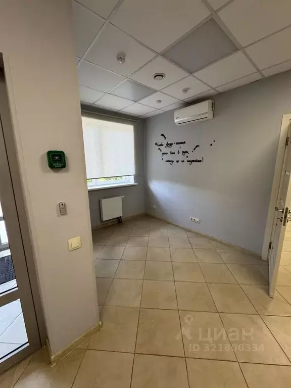 Помещение свободного назначения в Татарстан, Казань ул. Рауиса ... - Фото 1