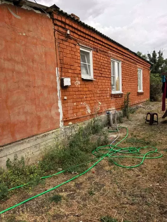 Дом в Ставропольский край, Андроповский муниципальный округ, с. Янкуль ... - Фото 1