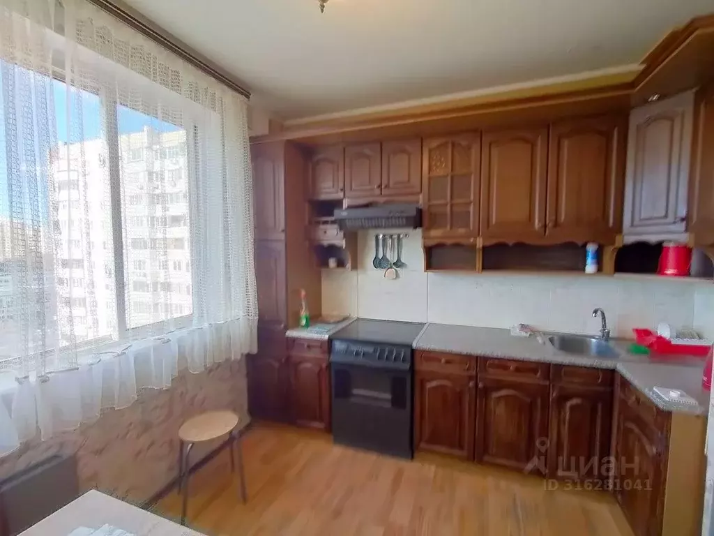 2-к кв. Московская область, Королев ул. Горького, 43 (41.0 м) - Фото 0