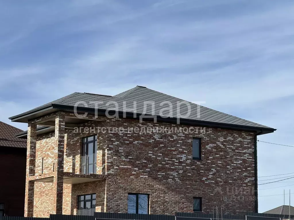 Дом в Ставропольский край, Ессентуки ул. Весенняя, 60 (196 м) - Фото 1