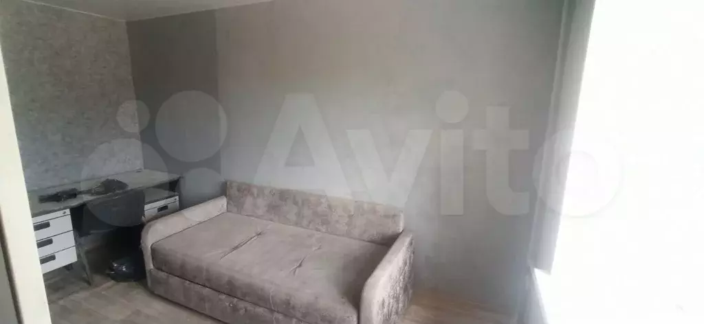 Комната 11 м в 6-к., 4/5 эт. - Фото 1