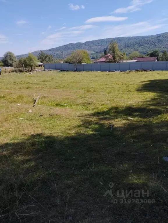 Участок в Карачаево-Черкесия, Зеленчукский район, с. Маруха Набережная ... - Фото 0