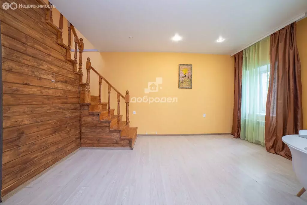 Дом в посёлок Большой Исток, улица Ленина, 172/1 (120 м) - Фото 0