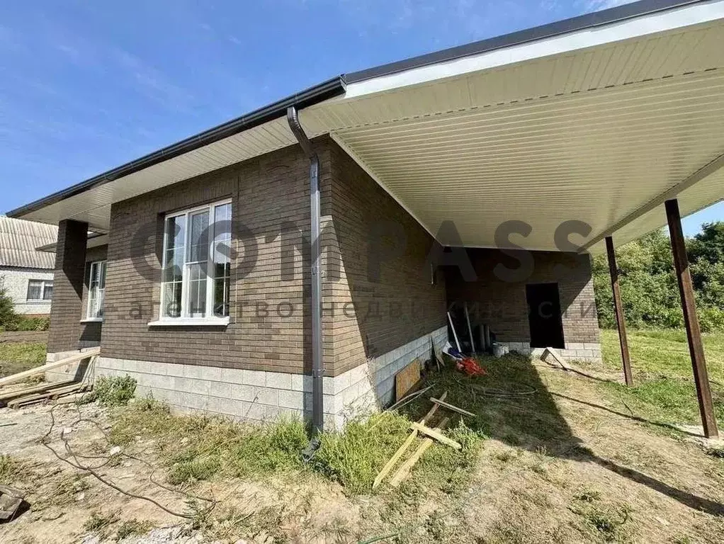 Дом в Белгородская область, Корочанский район, Мелиховское с/пос, с. ... - Фото 2