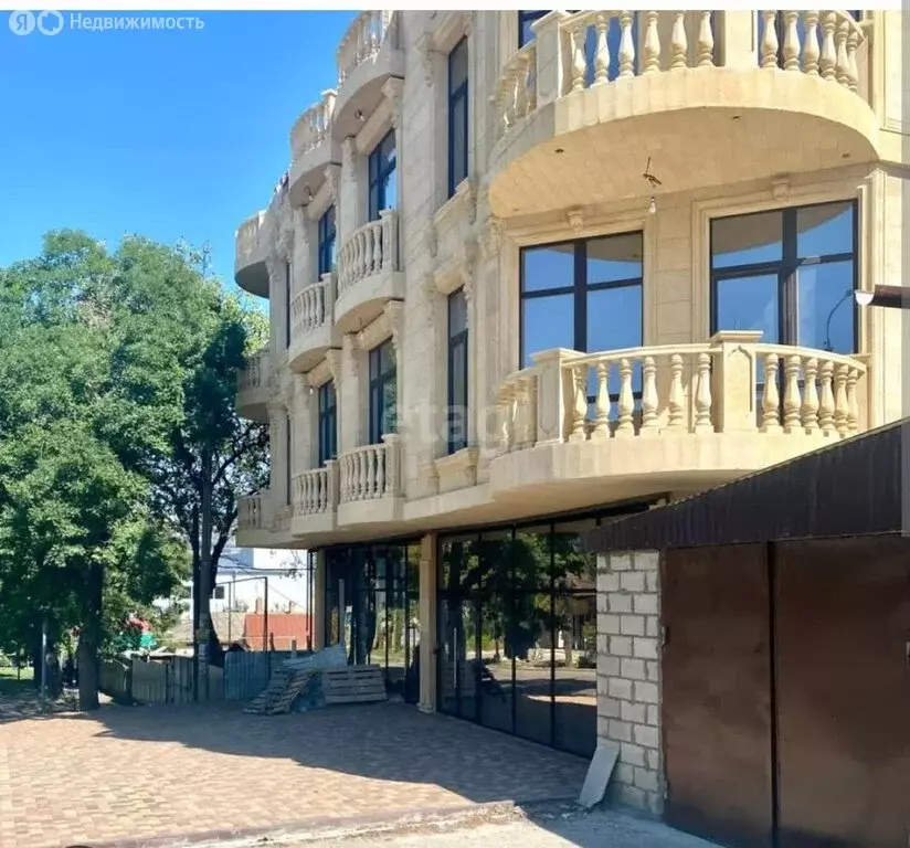 Квартира-студия: Кисловодск, улица Жмакина, 6 (60 м) - Фото 1
