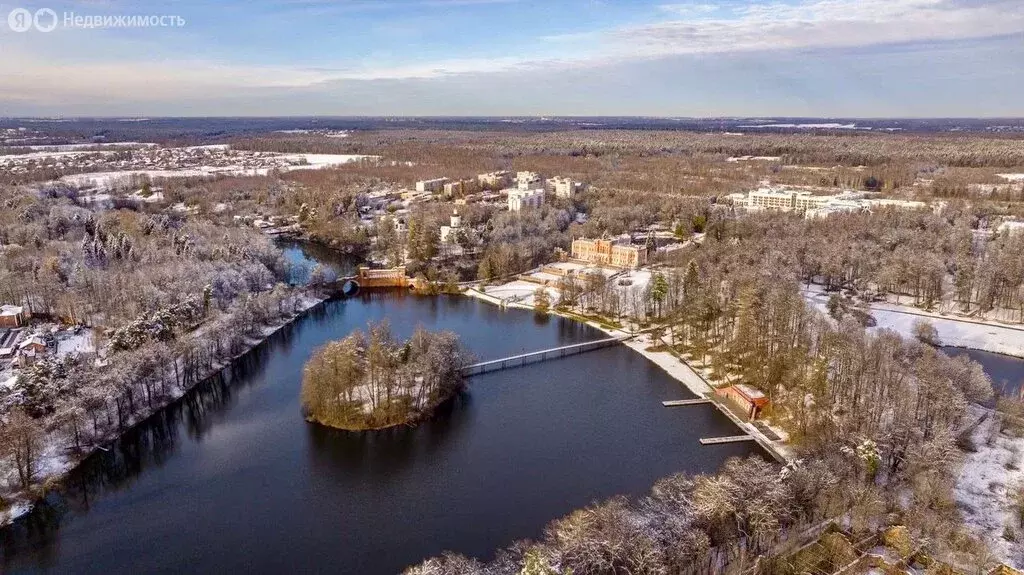 Участок в село Марфино, улица Роговский Мост (5.3 м) - Фото 1