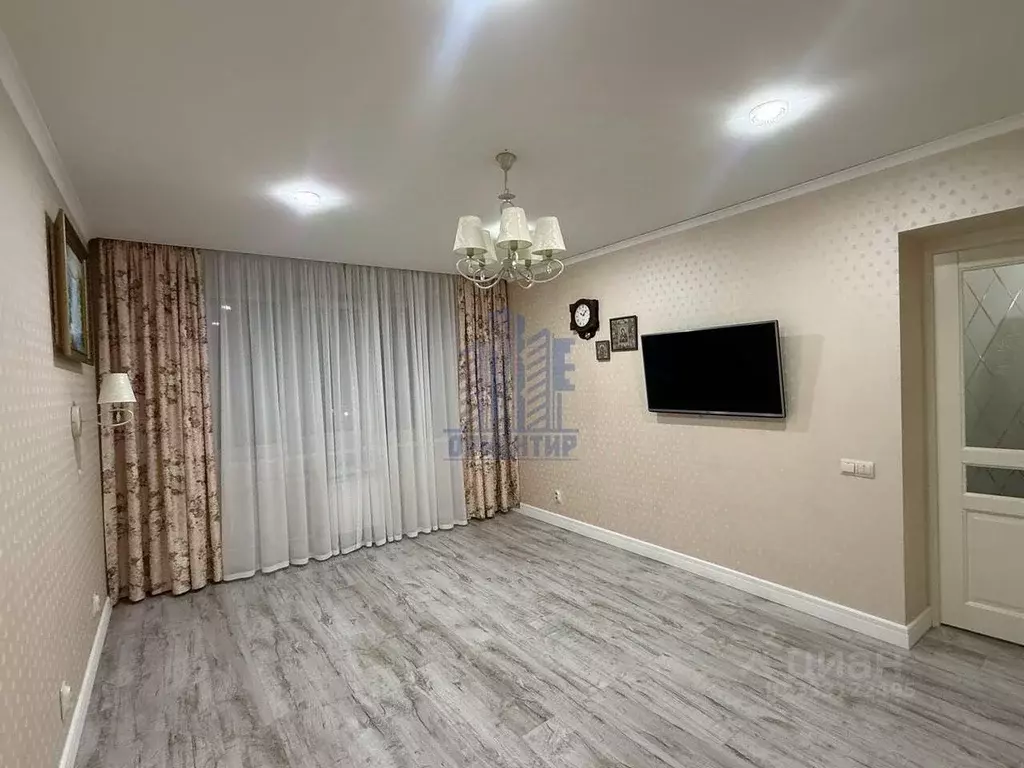 3-к кв. Чувашия, Чебоксары ул. Короленко, 18 (78.0 м) - Фото 1