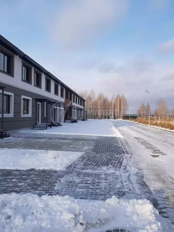 Таунхаус в Курганская область, Курган Заозерный жилрайон, 15-й мкр, 11 ... - Фото 2