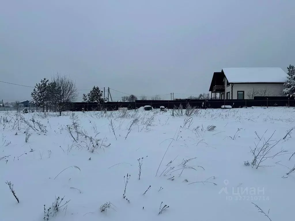 Участок в Московская область, Рузский муниципальный округ, д. Ракитино ... - Фото 0
