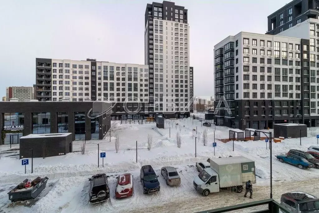 3-к кв. Тюменская область, Тюмень ул. Евгения Войнова, 7 (85.5 м) - Фото 2