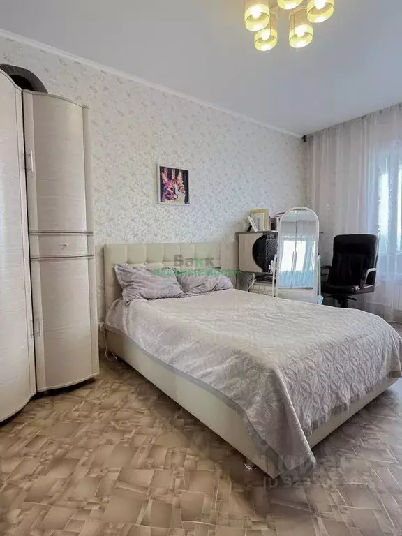 4-к кв. Саратовская область, Балаково ул. Академика Жук, 10 (101.0 м) - Фото 0