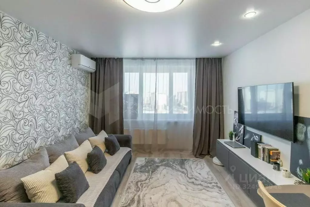 1-к кв. Тюменская область, Тюмень ул. Федюнинского, 58 (47.4 м) - Фото 1