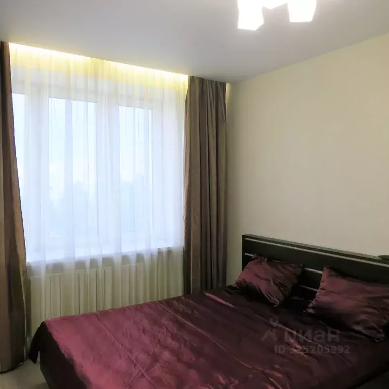 2-к кв. Омская область, Омск ул. 70 лет Октября, 10/3 (45.0 м) - Фото 2