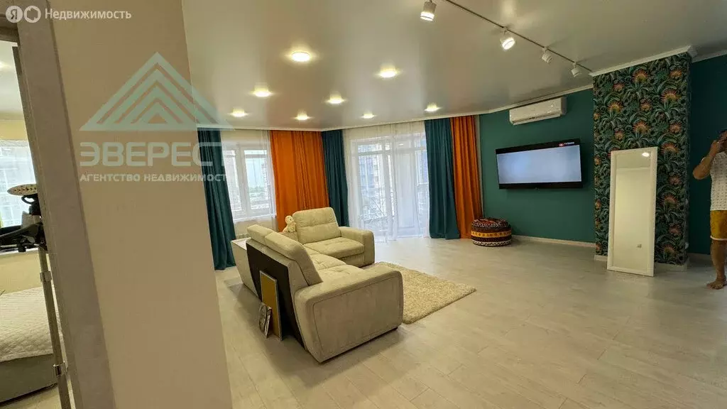 2-комнатная квартира: Абакан, улица Арбан, 22 (70.9 м) - Фото 0