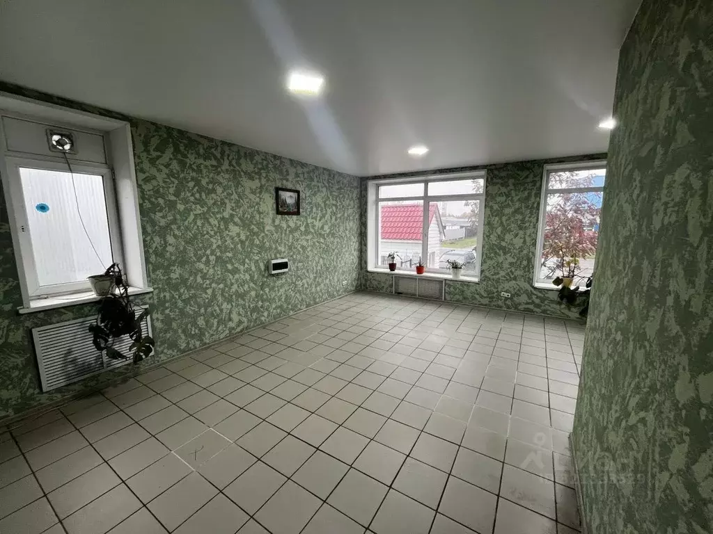 Торговая площадь в Алтайский край, Барнаул проезд Сухой лог, 13/1 (40 ... - Фото 1