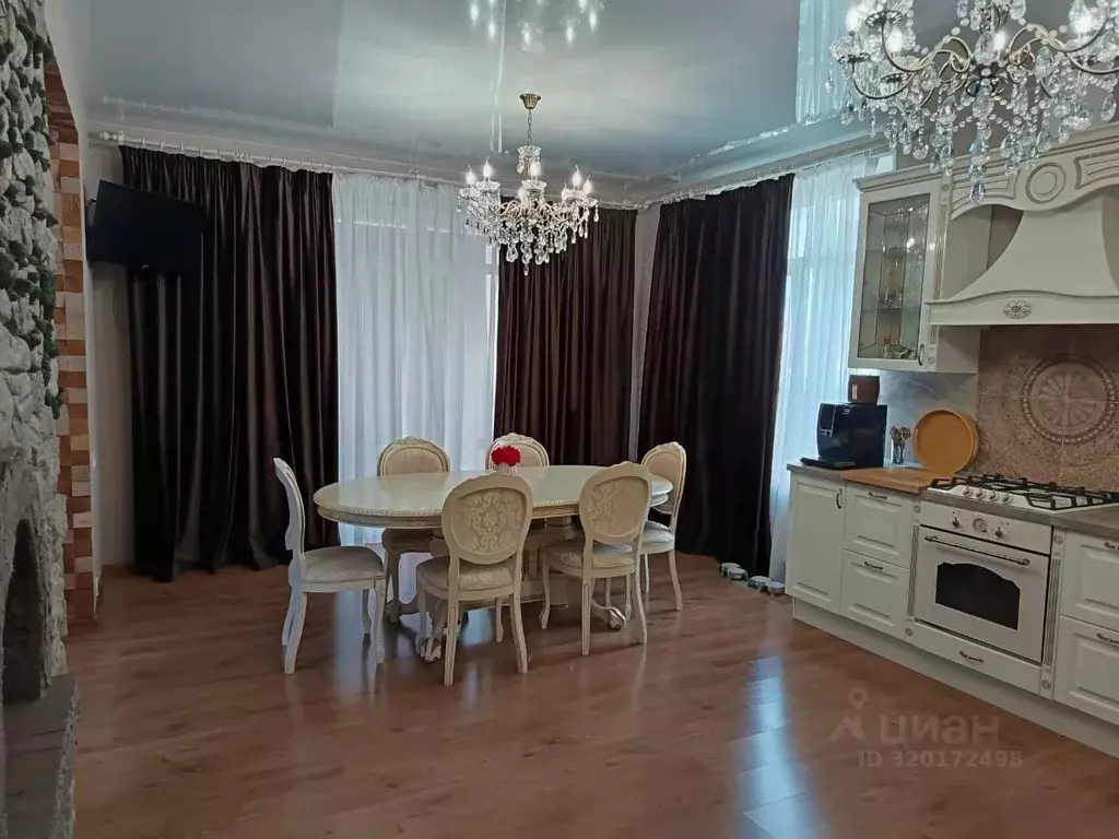 Коттедж в Ульяновская область, Ульяновск ул. Пархоменко (140 м) - Фото 1