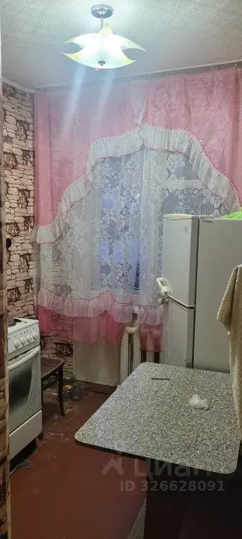 2-к кв. Иркутская область, Усть-Илимск ул. Героев Труда, 13 (43.8 м) - Фото 1