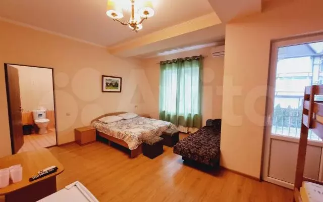 Комната 26 м, 2/2 эт. - Фото 1