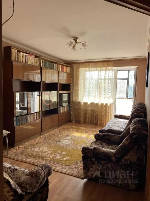 2-к кв. Курская область, Курск Чумаковская ул., 1 (47.0 м) - Фото 1