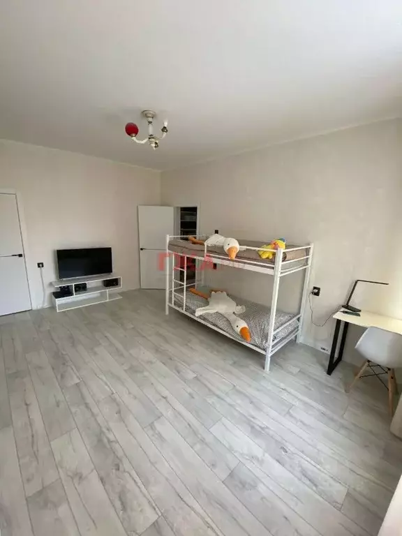 2-к кв. Саха (Якутия), Нерюнгри Южно-Якутская ул., 36/1 (58.0 м) - Фото 0