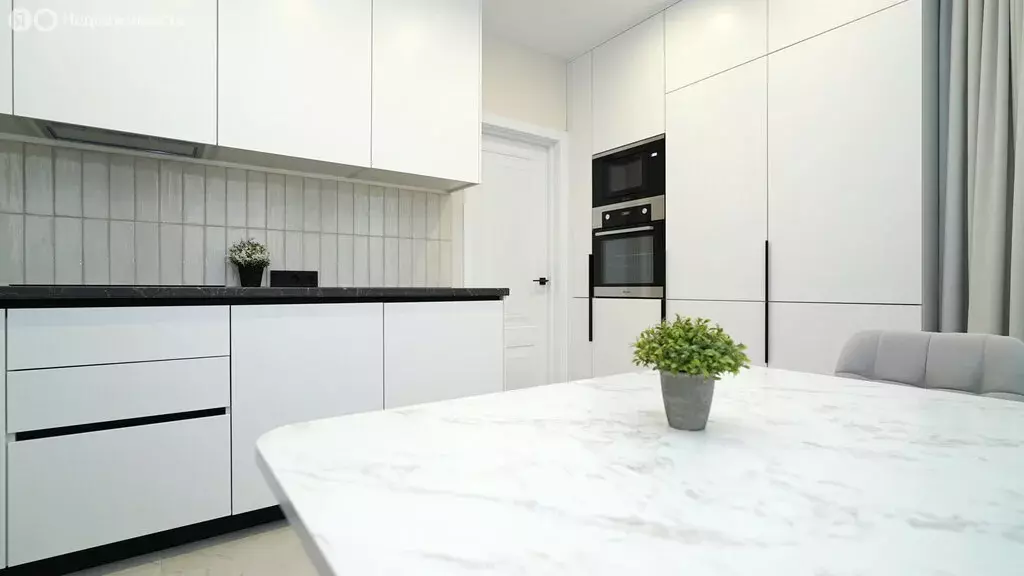 3-комнатная квартира: Казань, Дубравная улица, 28 (90 м) - Фото 1