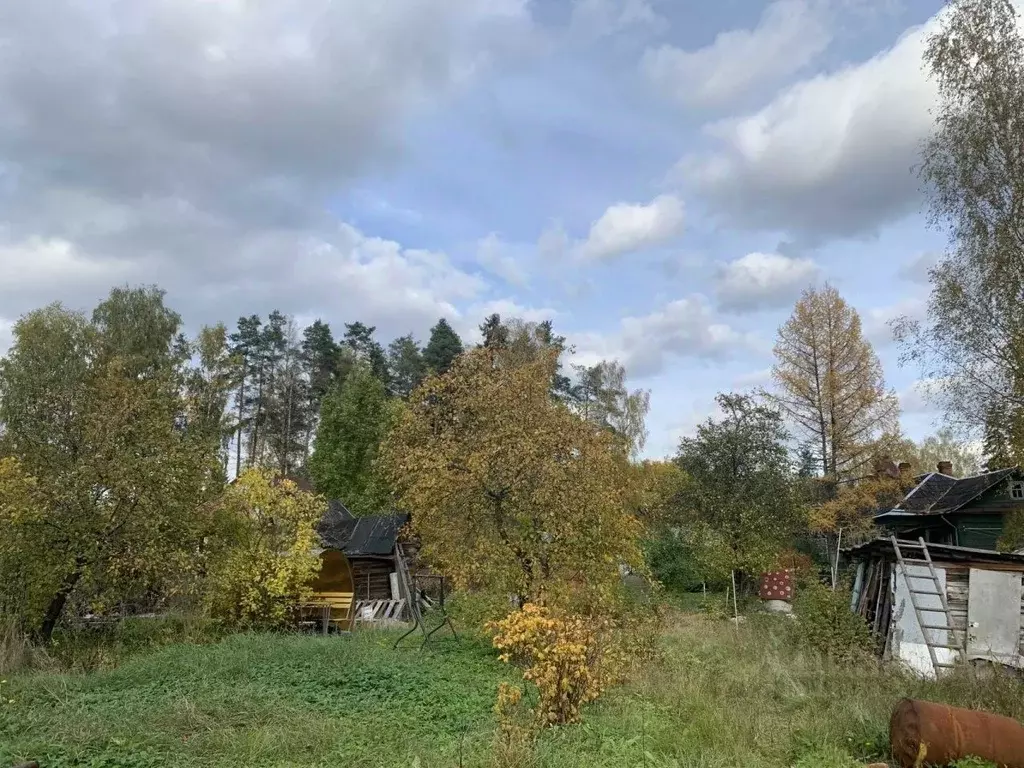 Дом в Ленинградская область, Гатчинский район, Вырица пгт Максимовская ... - Фото 0