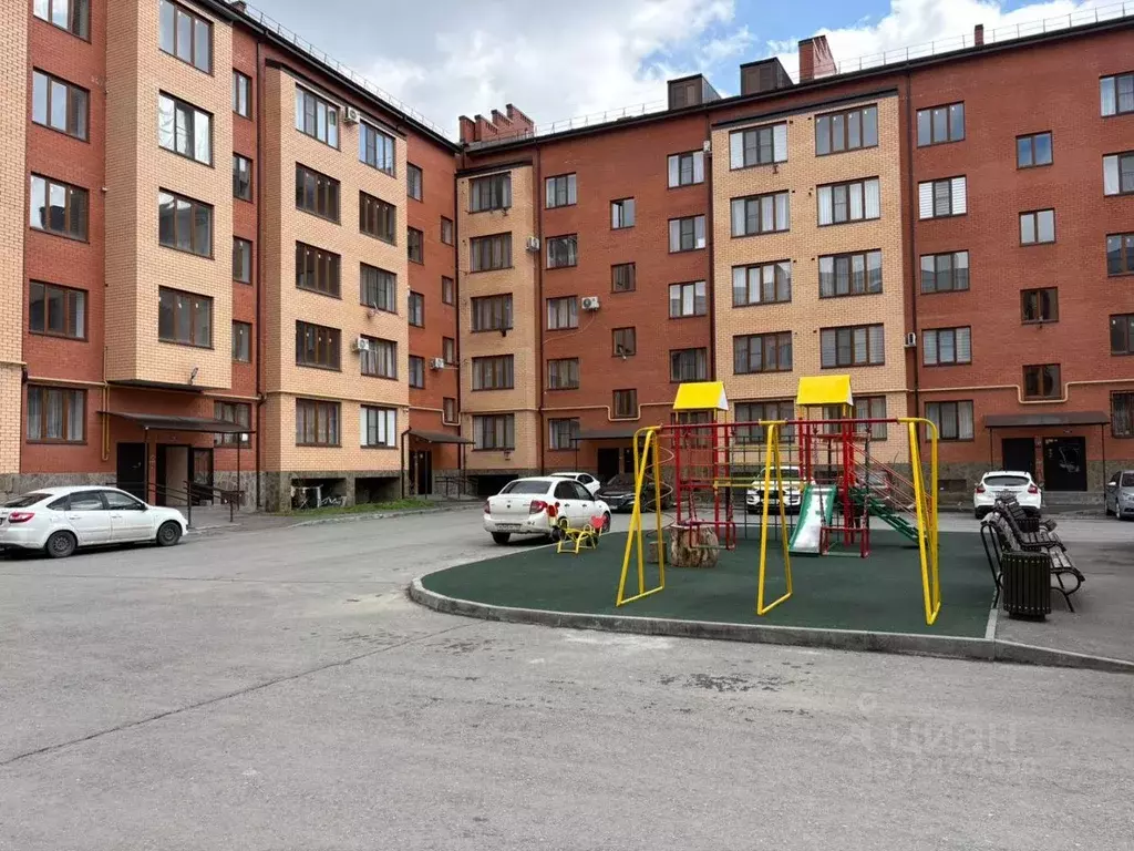 3-к кв. Северная Осетия, Владикавказ ул. Курсантов-Кировцев, 29к3 ... - Фото 1