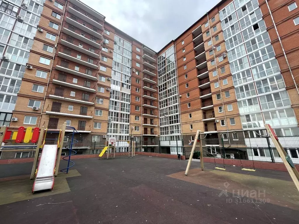 1-к кв. Приморский край, Уссурийск ул. Сергея Ушакова, 8В (42.4 м) - Фото 0