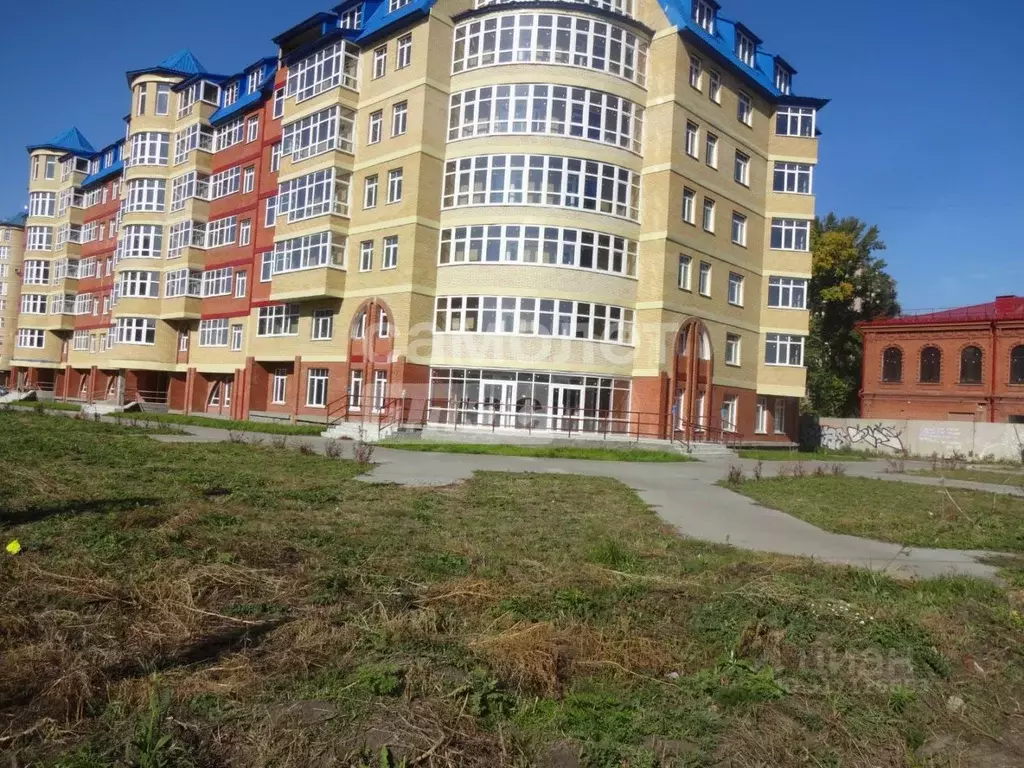 3-к кв. Омская область, Омск ул. 10 лет Октября, 43/2 (136.0 м) - Фото 0