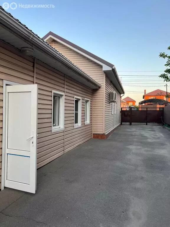 Дом в Батайск, Коммунистическая улица, 35 (81 м) - Фото 0