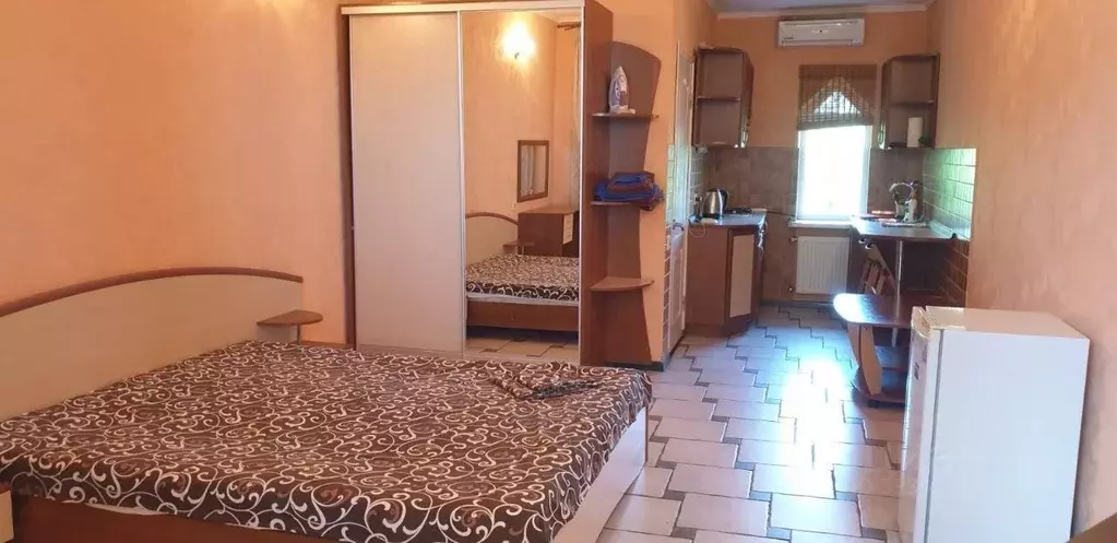 Студия Крым, Алушта ул. Таврическая, 44 (30.0 м) - Фото 1