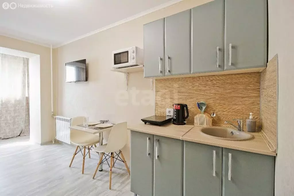 Квартира-студия: Калининград, улица Александра Суворова, 25 (8.2 м) - Фото 1