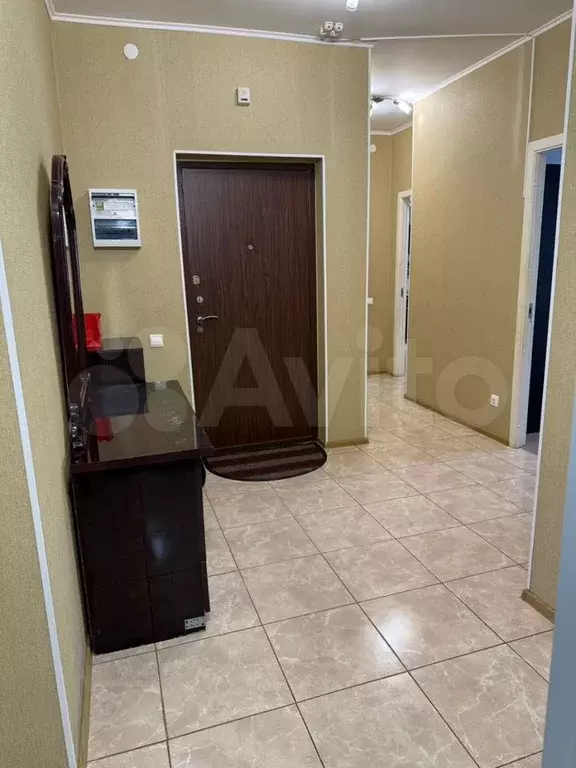 3-к. квартира, 70 м, 3/17 эт. - Фото 0