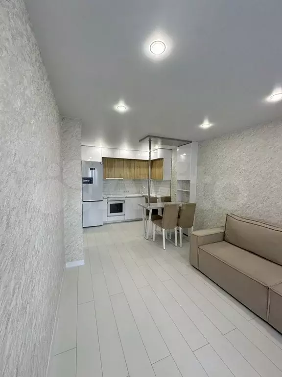 2-к. квартира, 45 м, 9/25 эт. - Фото 1