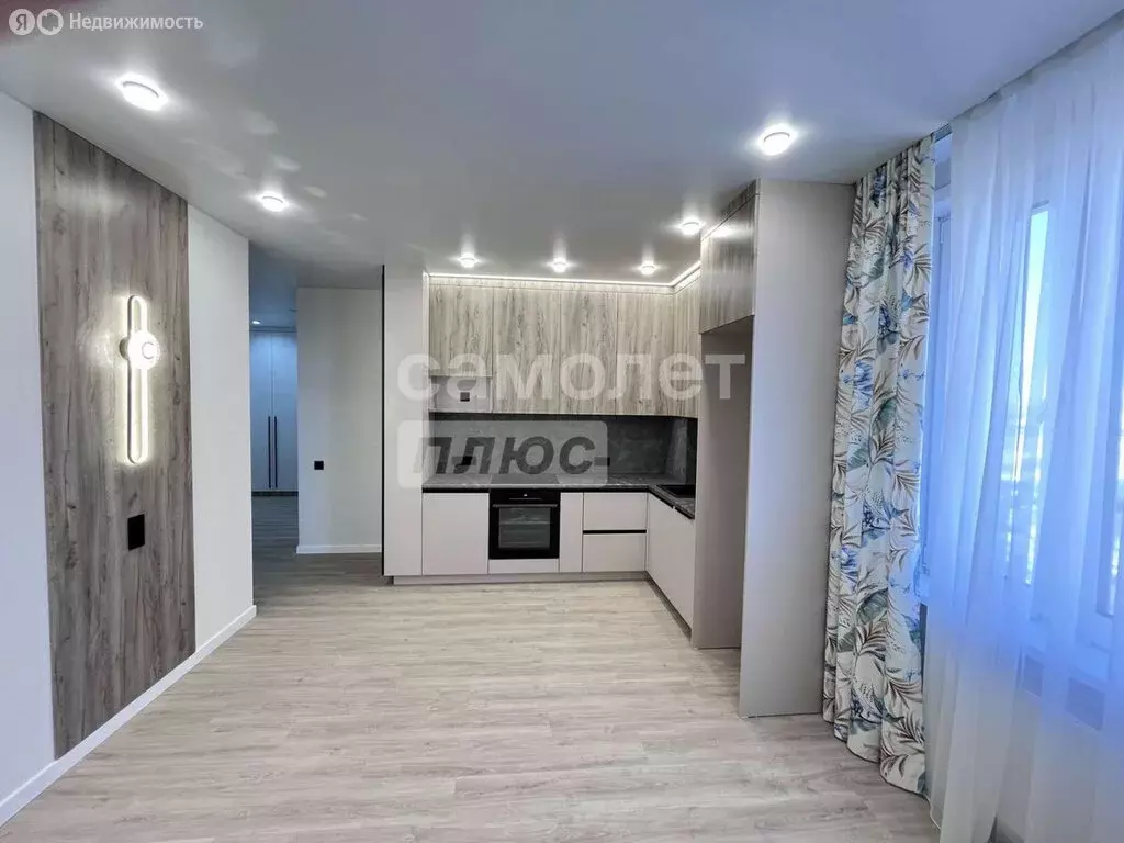 2-комнатная квартира: Благовещенск, улица Чайковского, 100/4 (65.8 м) - Фото 1