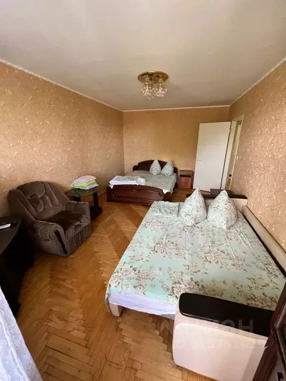 4-к кв. Воронежская область, Богучар 43 (85.0 м) - Фото 0