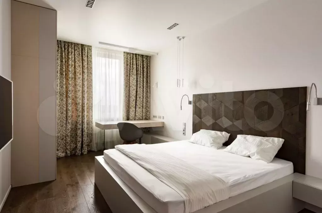 4-к. квартира, 130 м, 13/21 эт. - Фото 1