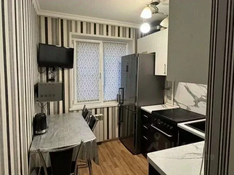 2-к кв. Белгородская область, Старый Оскол Интернациональный мкр, 47 ... - Фото 1