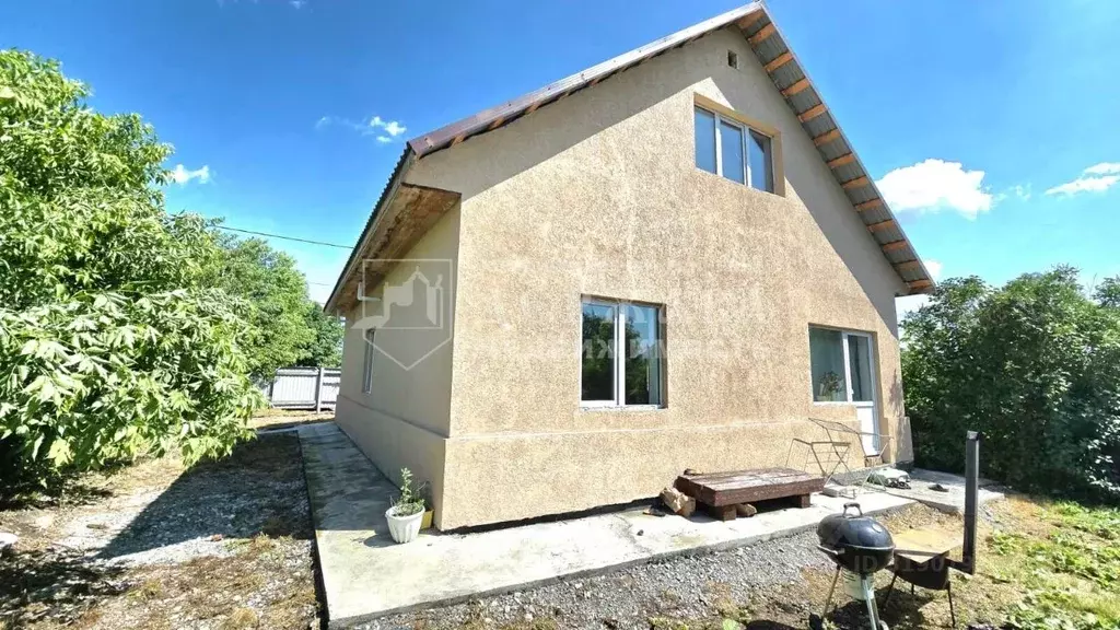 Дом в Кемеровская область, Кемерово Черниговская ул. (110 м) - Фото 0