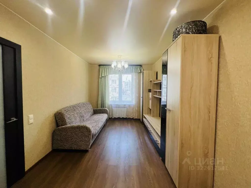 1-к кв. Кировская область, Киров ул. Садаковская, 8 (31.2 м) - Фото 1