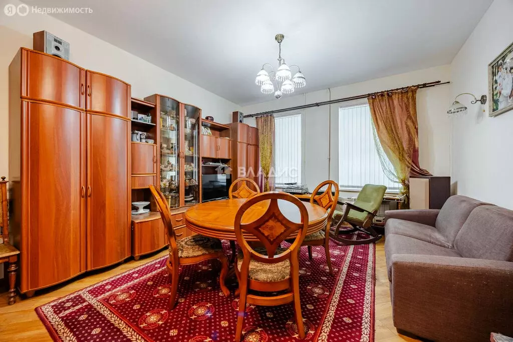 3-комнатная квартира: Санкт-Петербург, улица Достоевского, 34 (75.7 м) - Фото 0