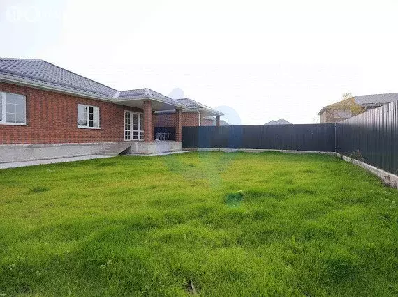 Дом в Козет, улица Площадь Памяти (127 м) - Фото 2