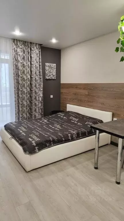 Студия Свердловская область, Екатеринбург ул. Печатников, 1 (30.0 м) - Фото 1