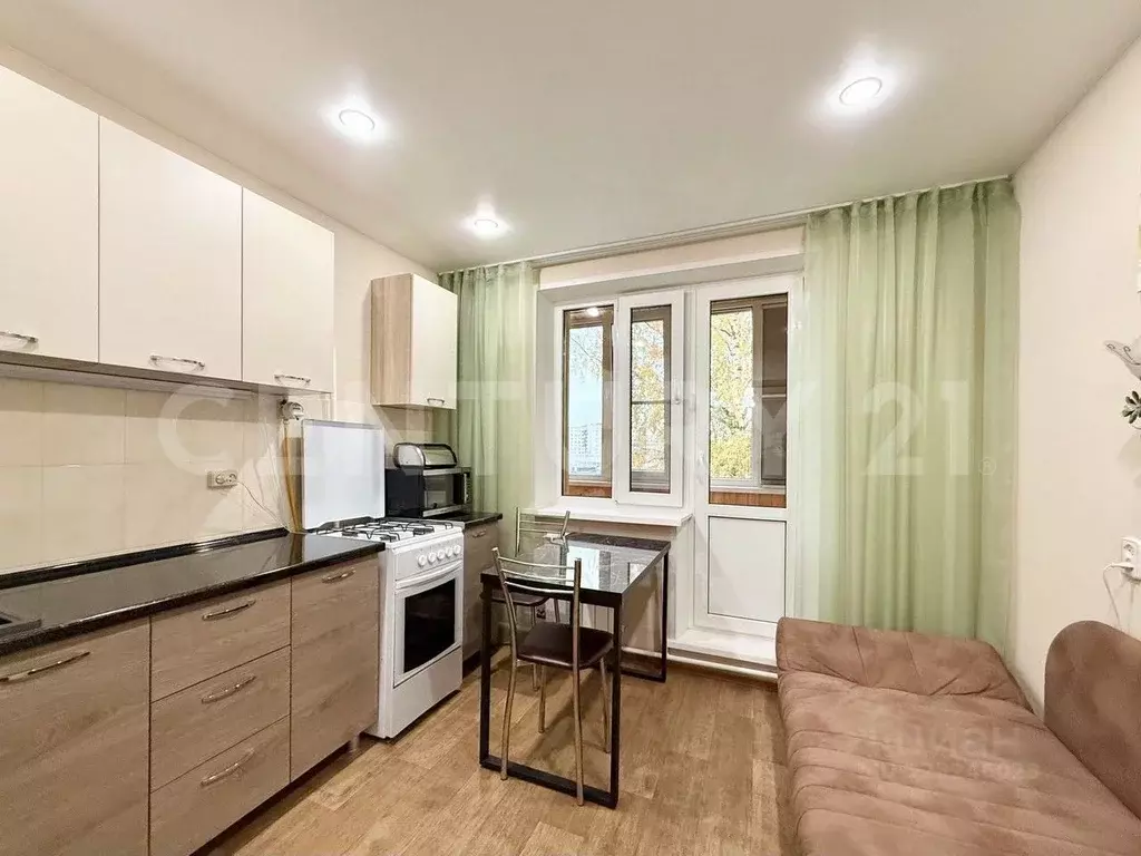 2-к кв. Чувашия, Чебоксары ул. Ленинского Комсомола, 20 (56.0 м) - Фото 1