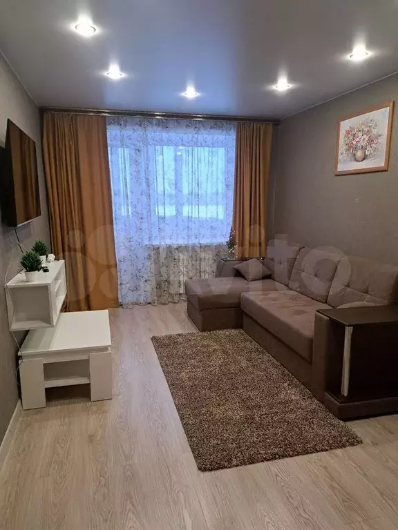 2-к. квартира, 41,7 м, 5/5 эт. - Фото 0