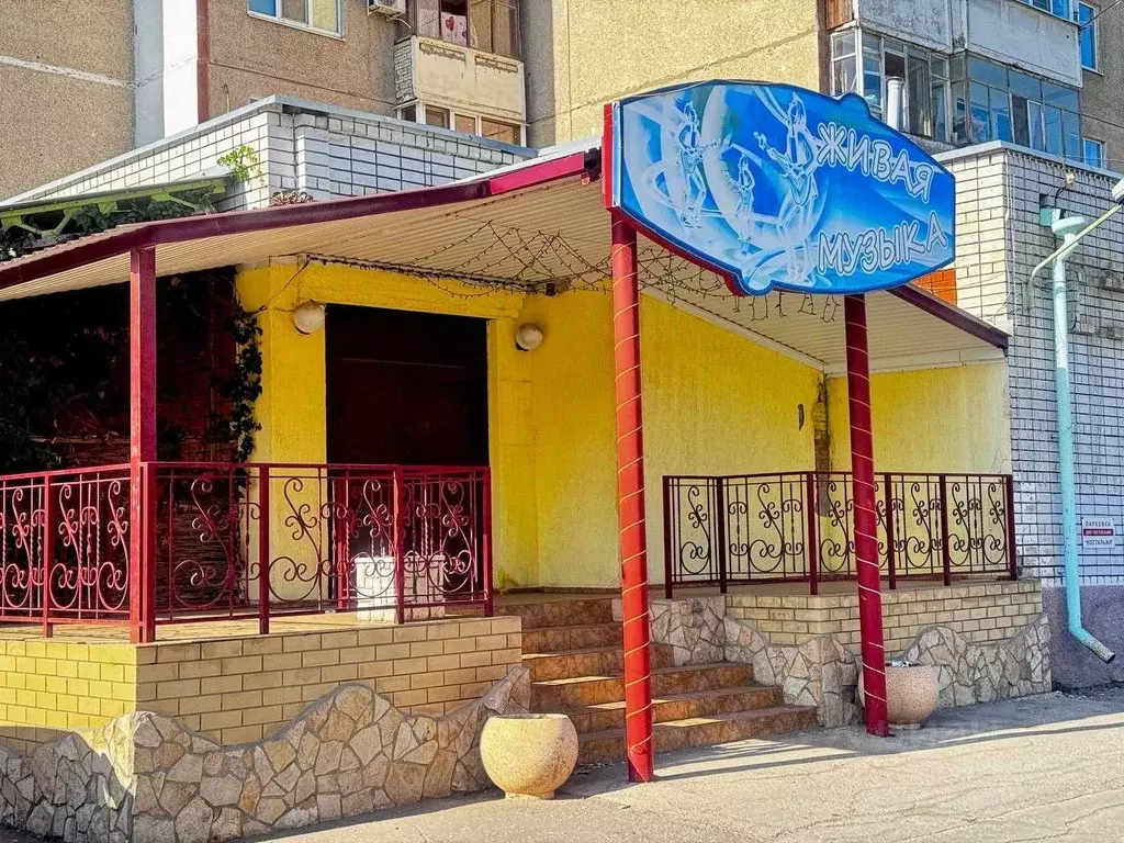 Помещение свободного назначения в Саратовская область, Энгельс ул. ... - Фото 1