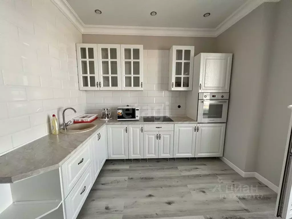 2-к кв. Тюменская область, Тюмень Орловская ул., 58 (80.0 м) - Фото 2